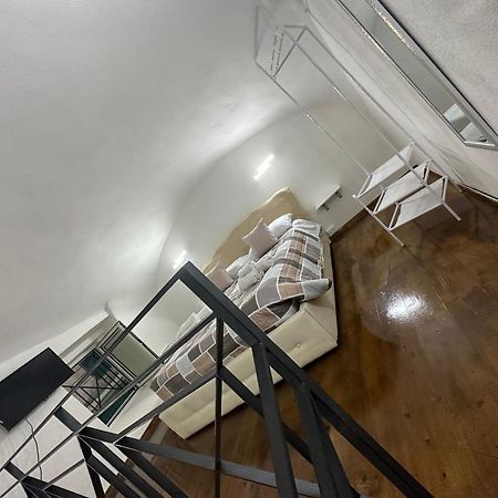 Appartamento Aurora House Napoli Esterno foto