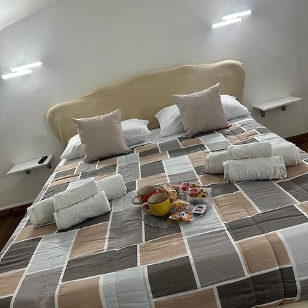Appartamento Aurora House Napoli Esterno foto
