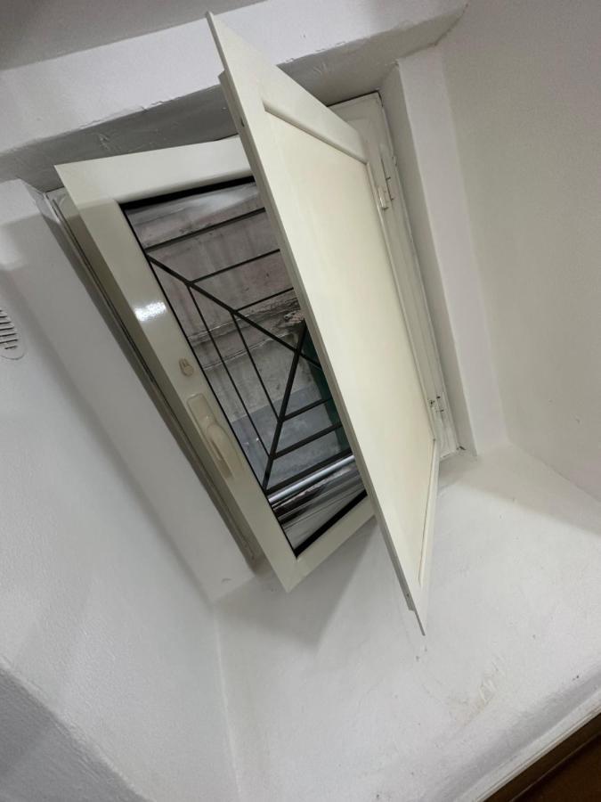 Appartamento Aurora House Napoli Esterno foto
