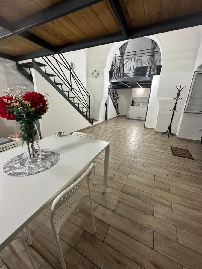 Appartamento Aurora House Napoli Esterno foto