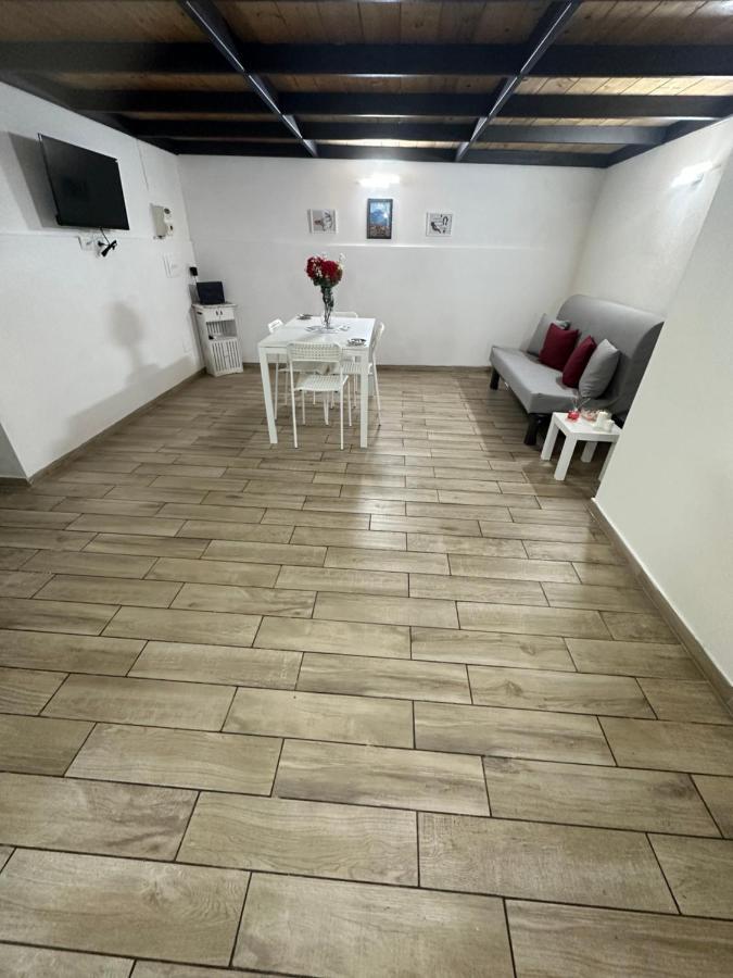 Appartamento Aurora House Napoli Esterno foto