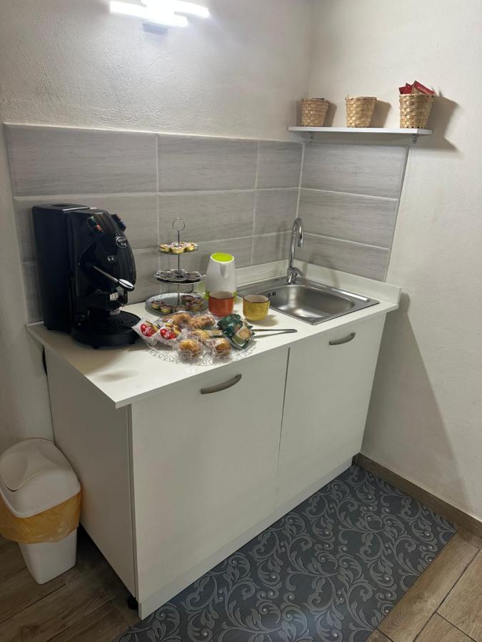 Appartamento Aurora House Napoli Esterno foto