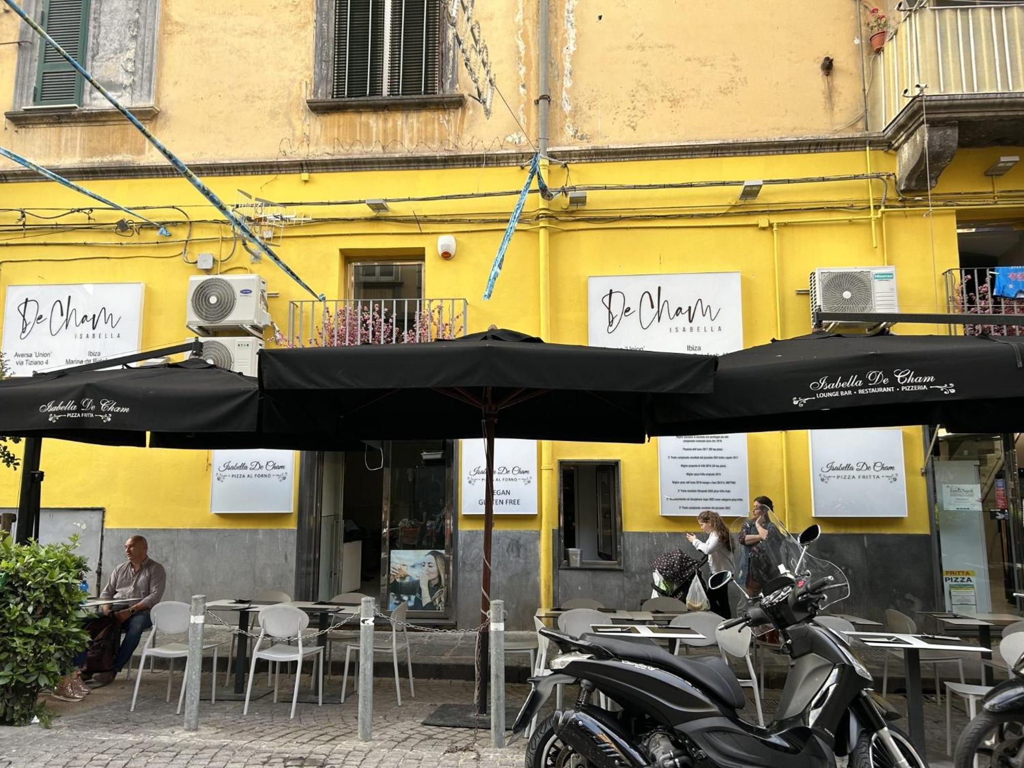 Appartamento Aurora House Napoli Esterno foto