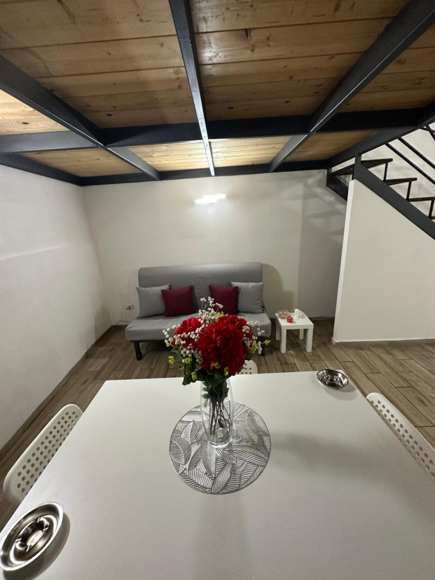 Appartamento Aurora House Napoli Esterno foto