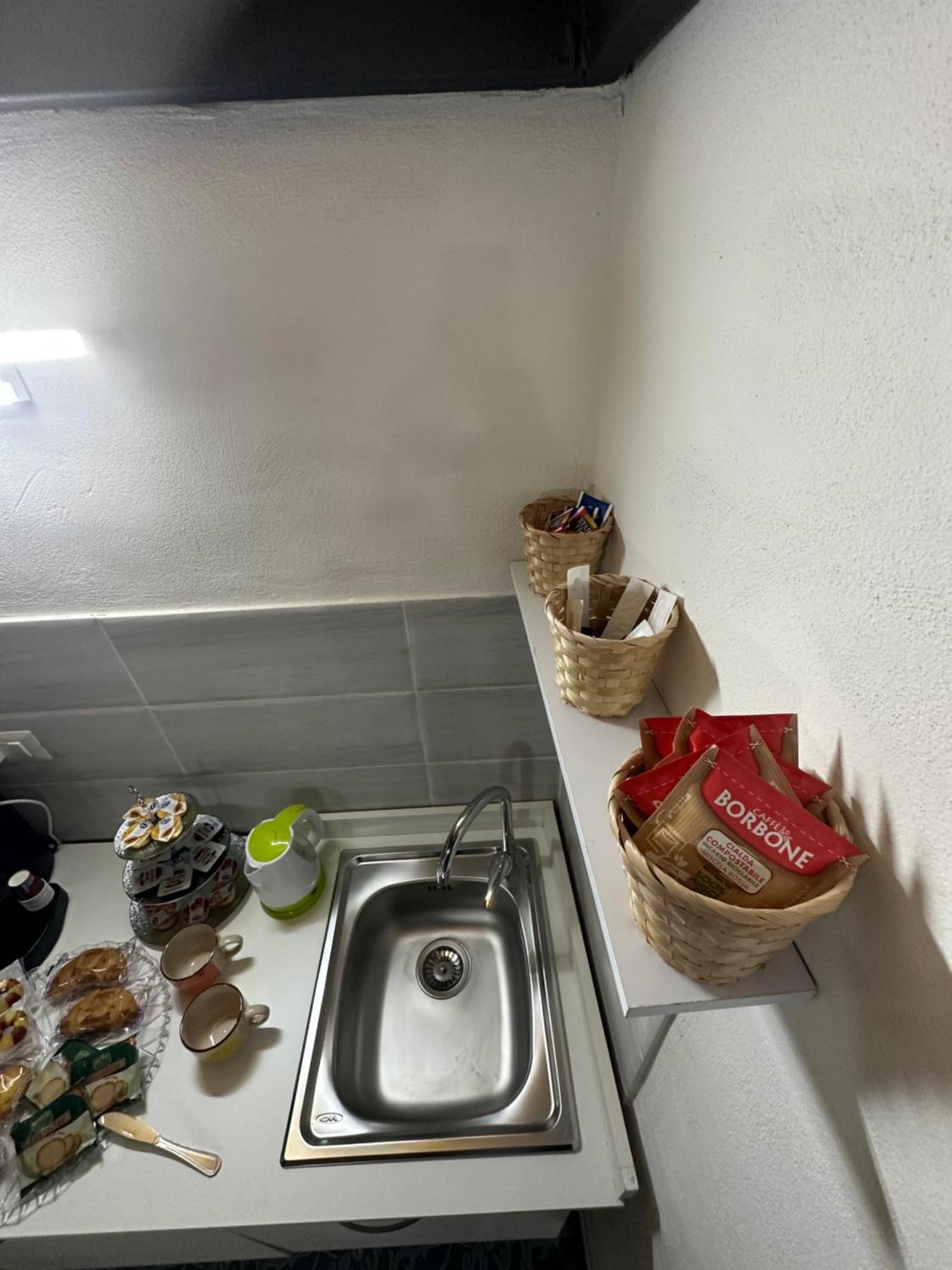 Appartamento Aurora House Napoli Esterno foto