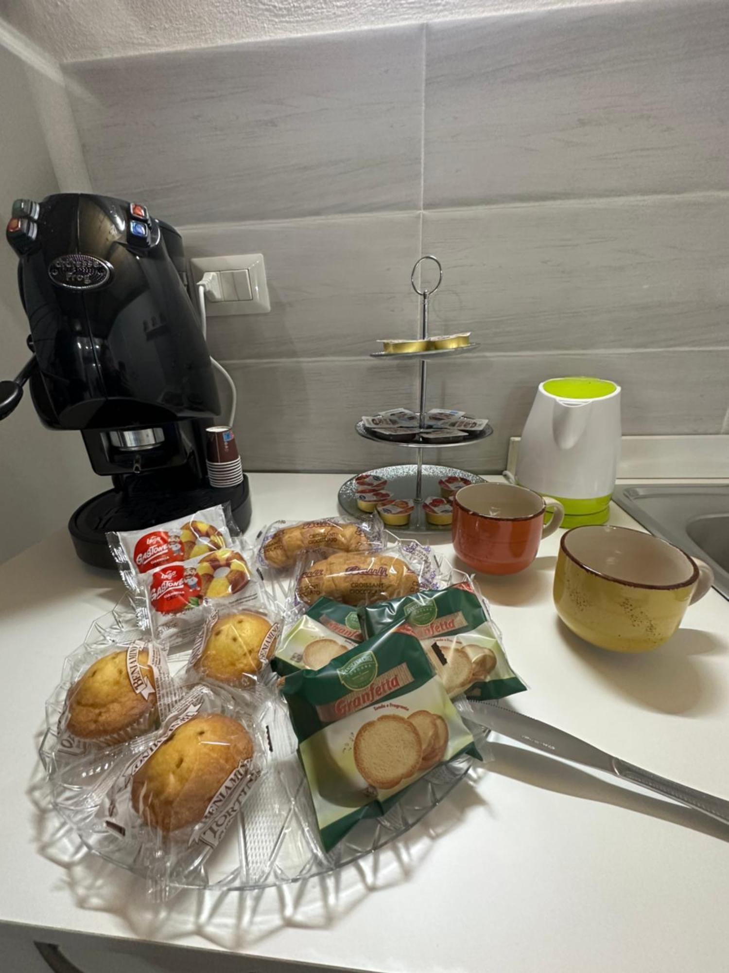 Appartamento Aurora House Napoli Esterno foto