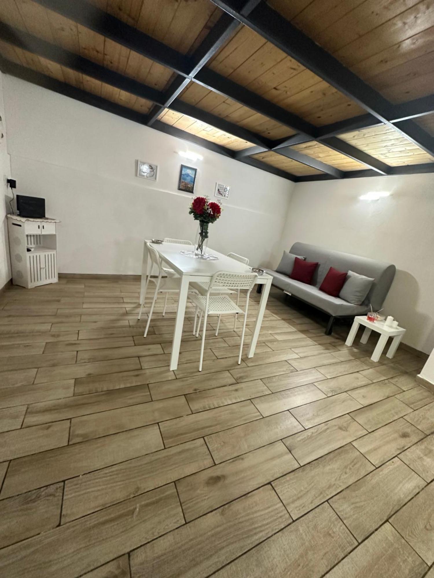 Appartamento Aurora House Napoli Esterno foto